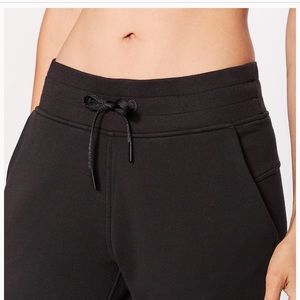 Lululemon warm down jogger in Dark Grey